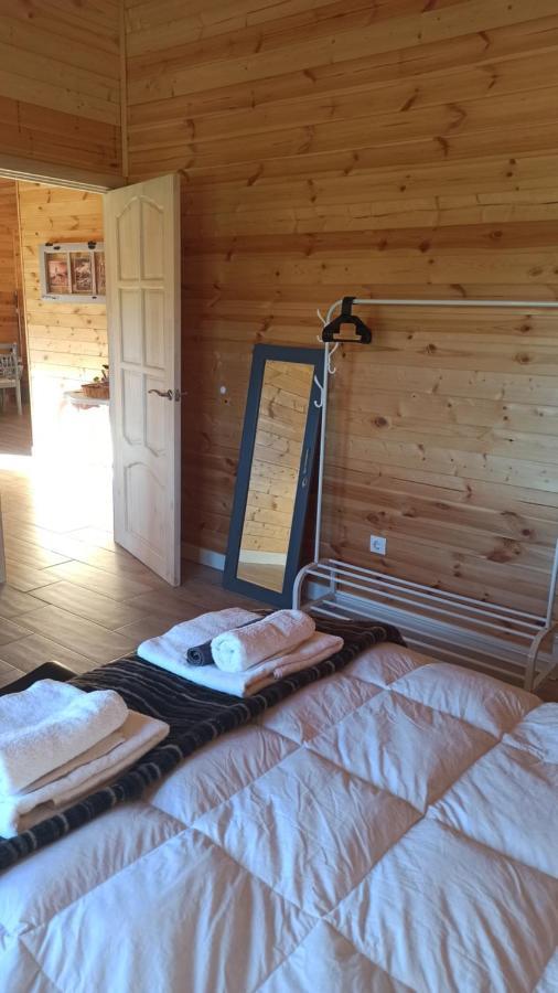 Las Cabanas De Tino Cimanes del Tejar Esterno foto