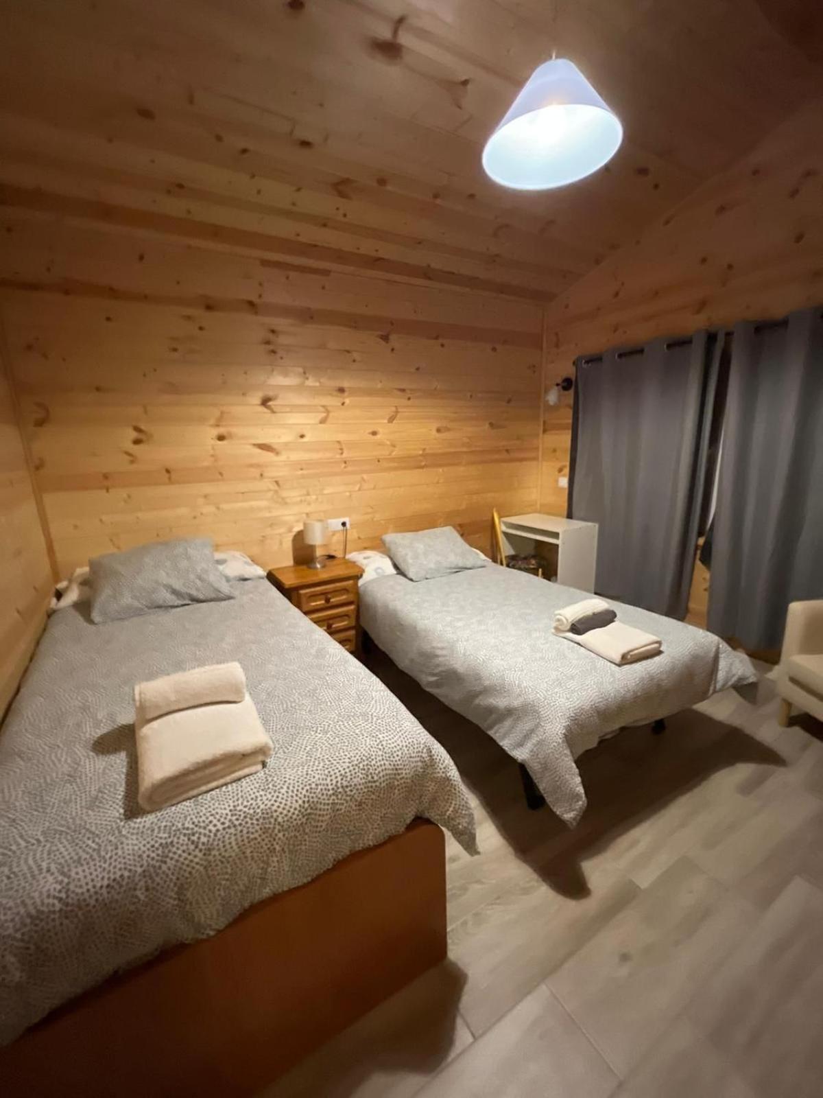 Las Cabanas De Tino Cimanes del Tejar Esterno foto